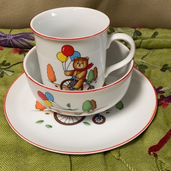 Children table setting cup bowl and plate - Picture 8 of 8